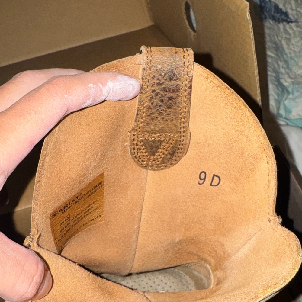 Ariat Men's Rambler Boots - Earth Brown Bomber - Picture 7 of 11
